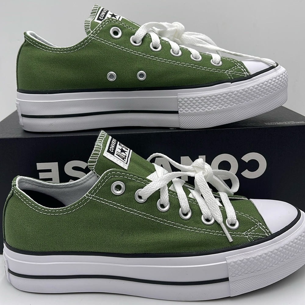 Converse Chuck Taylor Low Top Platform Sneaker - Green
